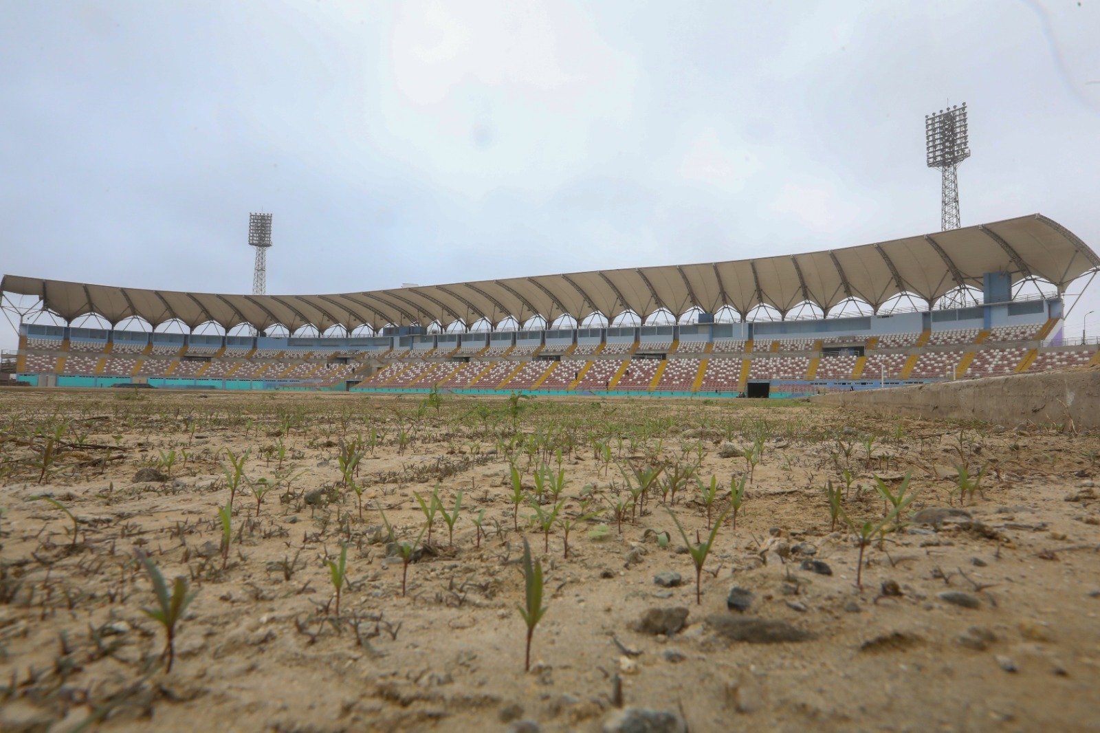 En un mes se reabre oficialmente el estadio Chan Chan
