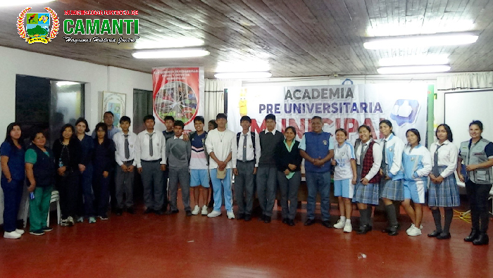 Apertura exitosa de la academia preuniversitaria municipal camanti 2024