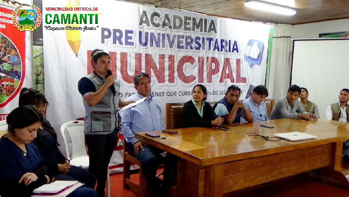 Apertura exitosa de la academia preuniversitaria municipal camanti 2024