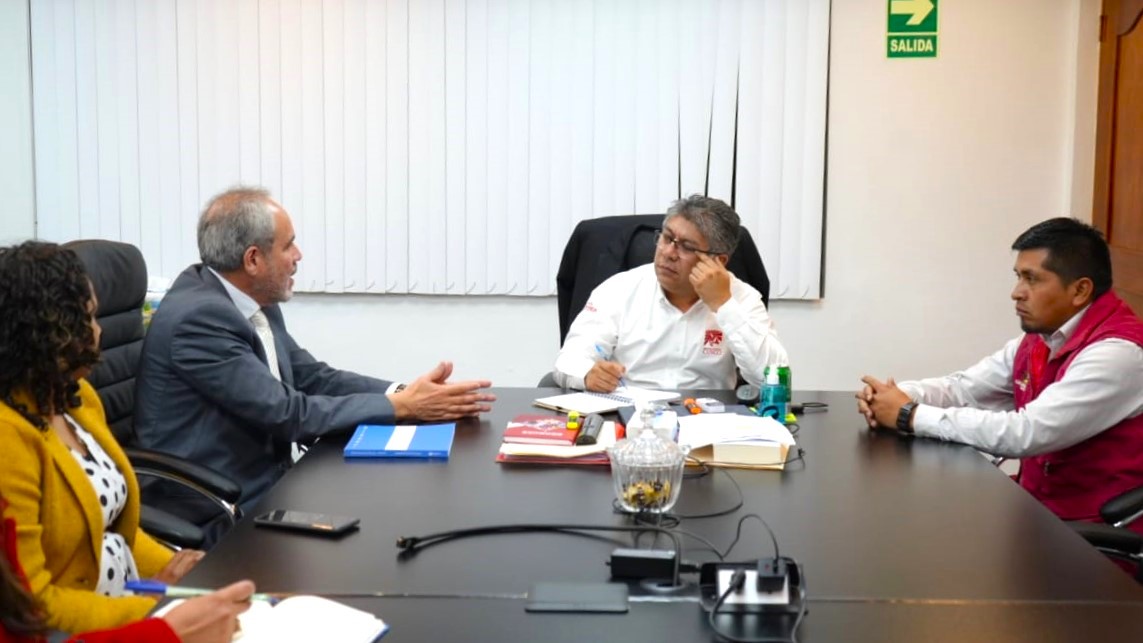 Gobernador del Cusco y presidente del CNE buscan impulsar Proyectos Educativos Regionales