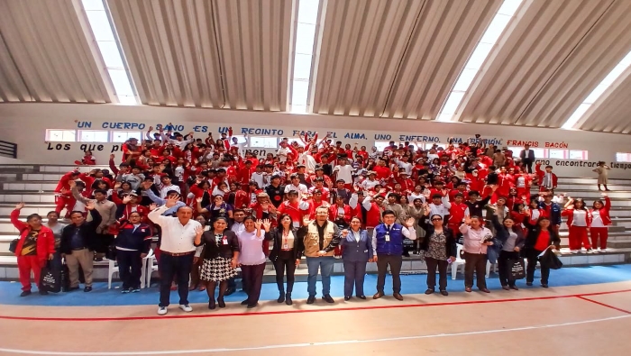 Lenguas Indígenas: Más de 50 estudiantes de colegio emblemático de Ayacucho aprenden quechua de manera gratuita gracias a curso del Mincul