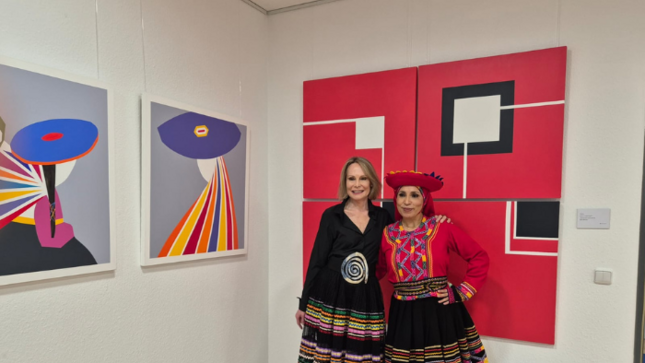 “Colorido Perú”: embajada peruana inaugura muestra pictórica de la artista Patricia Jenkins