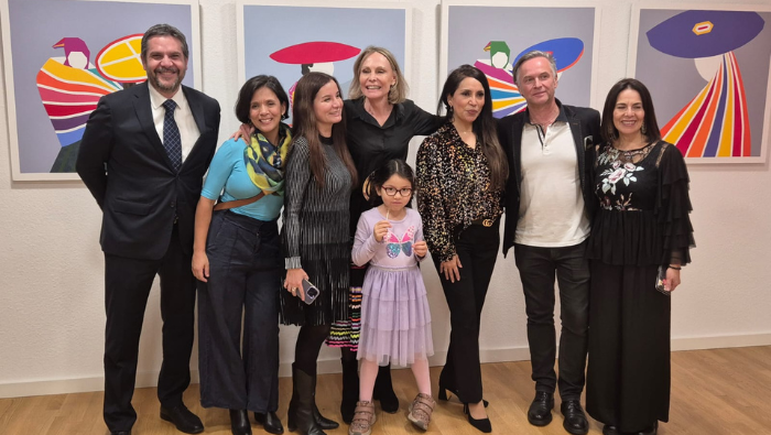 “Colorido Perú”: embajada peruana inaugura muestra pictórica de la artista Patricia Jenkins