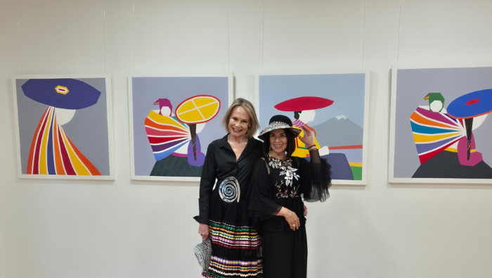 “Colorido Perú”: embajada peruana inaugura muestra pictórica de la artista Patricia Jenkins