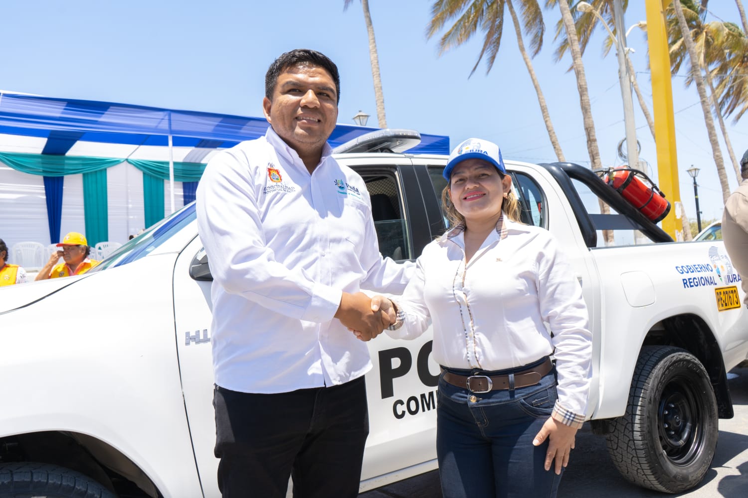 Vicegobernadora regional entrega camionetas para reforzar lucha contra la criminalidad en Paita y sus distritos