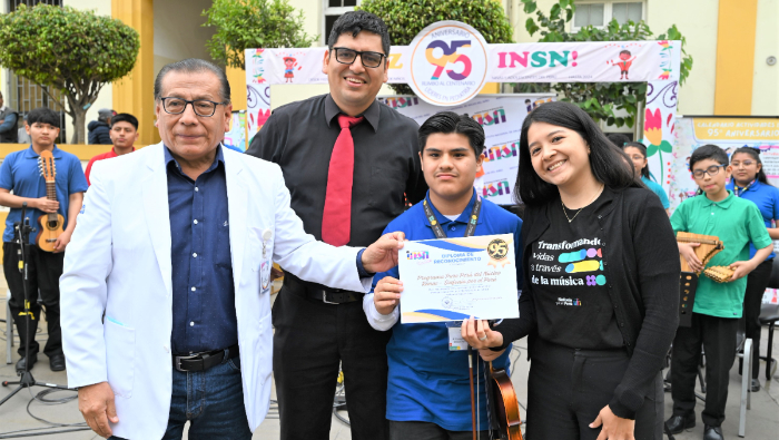 Sinfonía por el Perú deleitó con terapia musical a niños y adolescentes hospitalizados del INSN