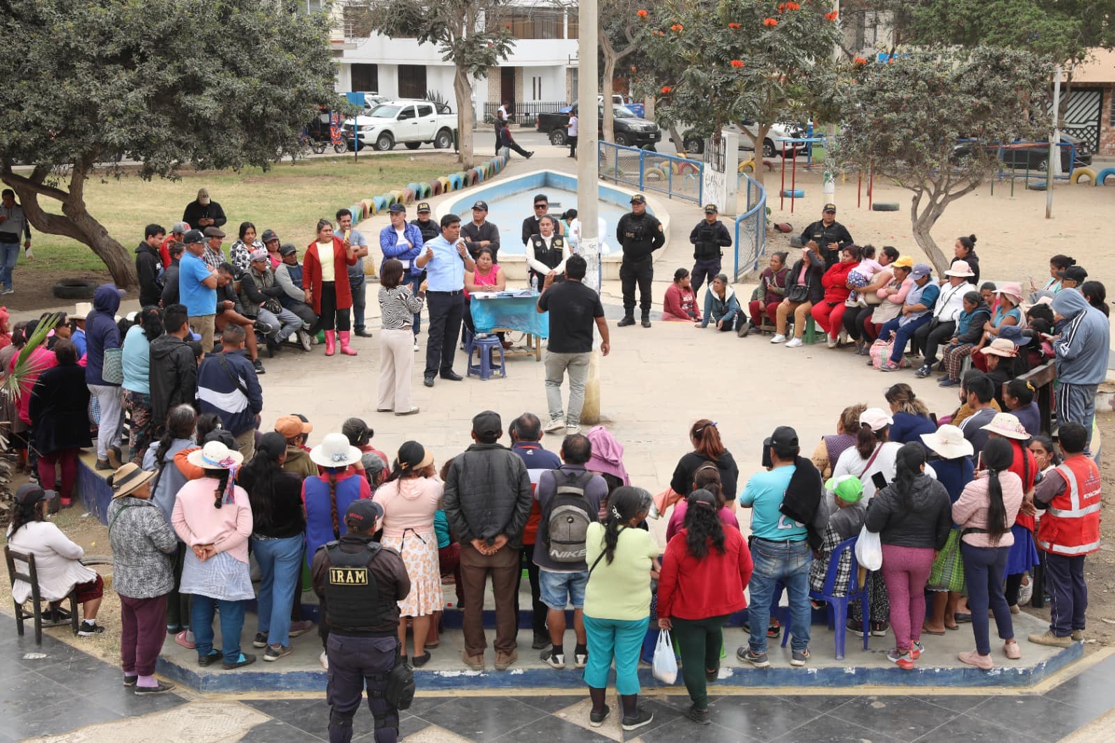Ambulantes del mercado Los Portales venderán con orden y limpieza