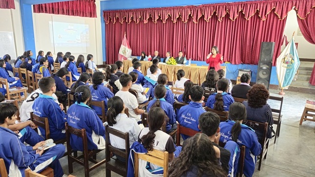 La institución educativa "Milagro de Fátima", en Huánuco, fue sede de la charla “La Constitución en el Cole”