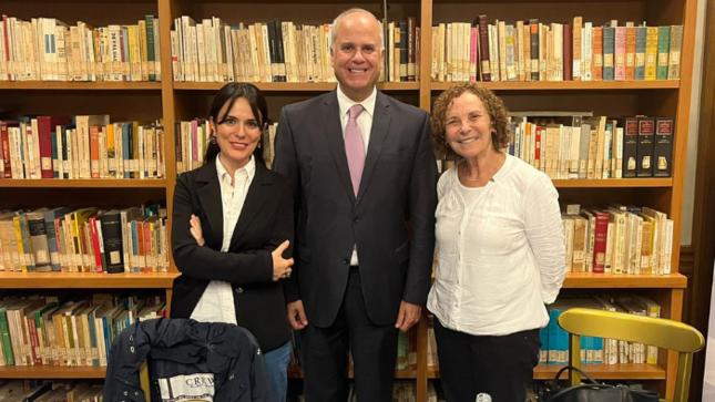 Conversatorio “Versos entre mujeres solas” con la poeta peruana Giovanna Pollarolo en Roma