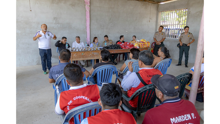 MPSM entrega chalecos y demΓ‘s accesorios a Juntas Vecinales.