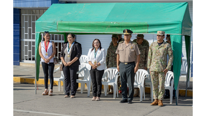 Ceremonia de Izamiento de nuestro Pabellón Nacional en la Plaza Mayor de Tarapoto.