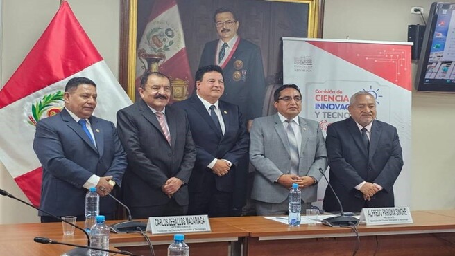 PARTICIPANTES EN LA REUNION