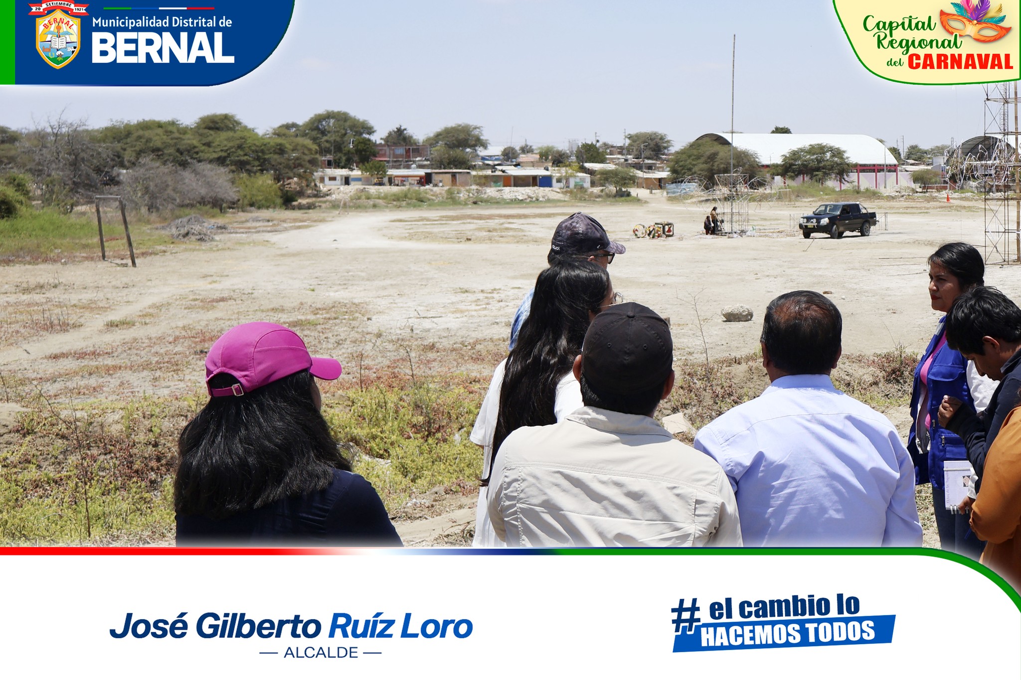 Alcalde de Bernal y representantes del Gobierno Regional de Piura realizan visita a de campo para evaluar terrenos municipales y coordinar proyectos.
