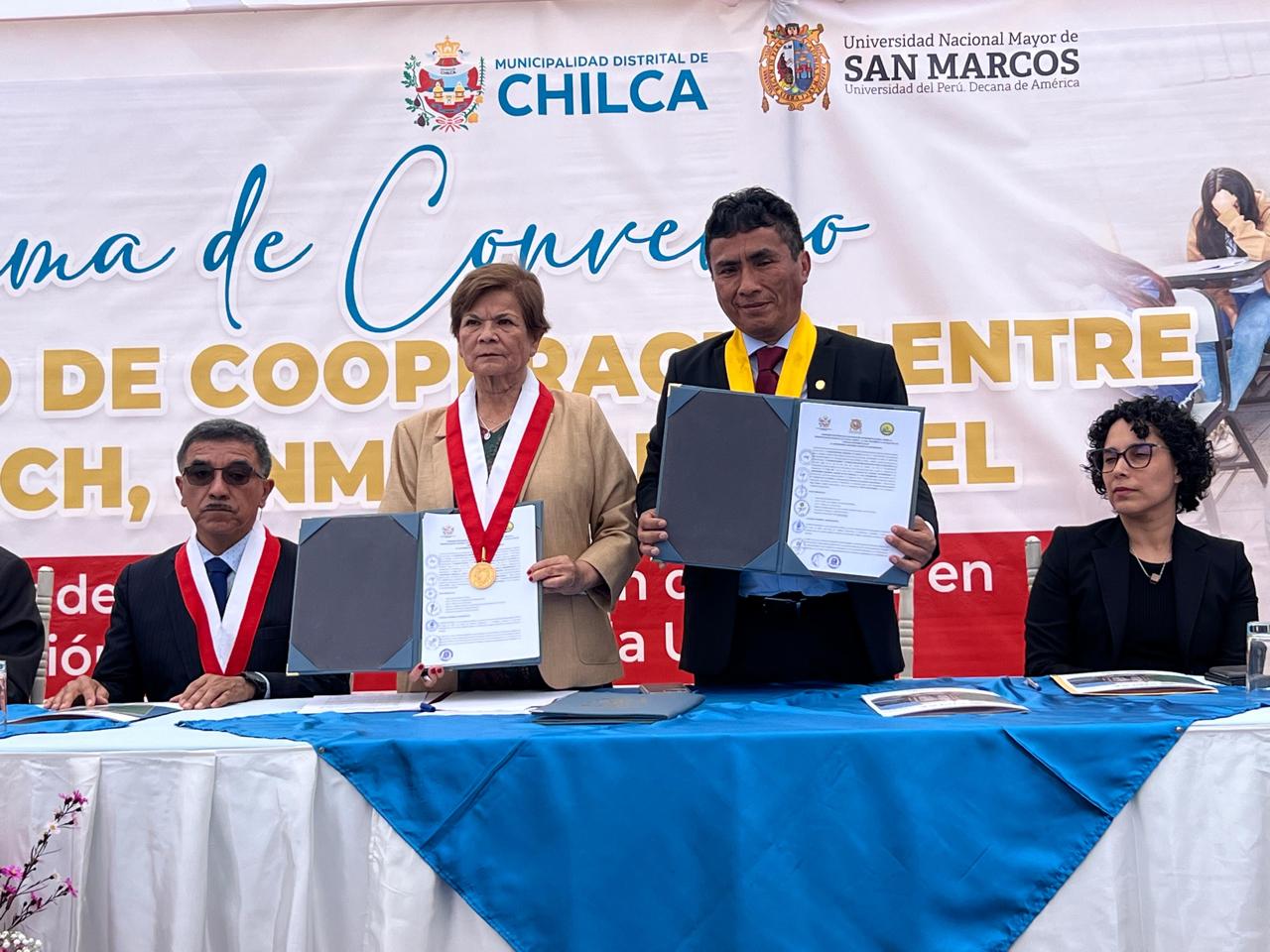 Convenio histórico para fortalecer la educación en chilca y suscripción de sesión de uso de predio a favor de la UNMSM.