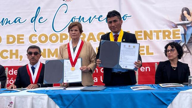 Convenio histórico para fortalecer la educación en chilca y suscripción de sesión de uso de predio a favor de la UNMSM.