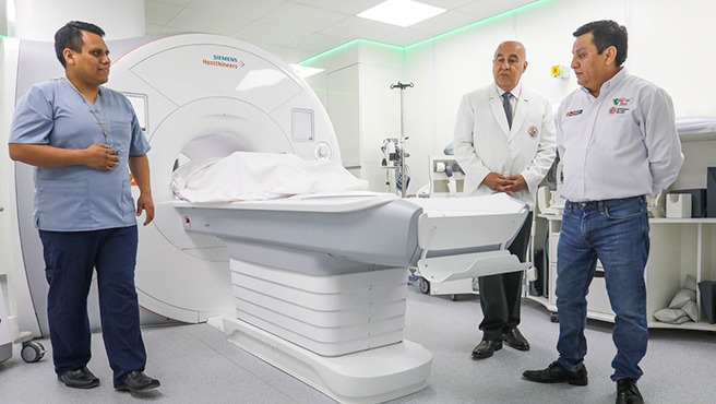 Minsa inauguró tomógrafo y resonador magnético de última tecnología en el Hospital María Auxiliadora