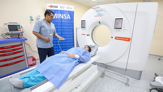 Minsa inauguró tomógrafo y resonador magnético de última tecnología en el Hospital María Auxiliadora