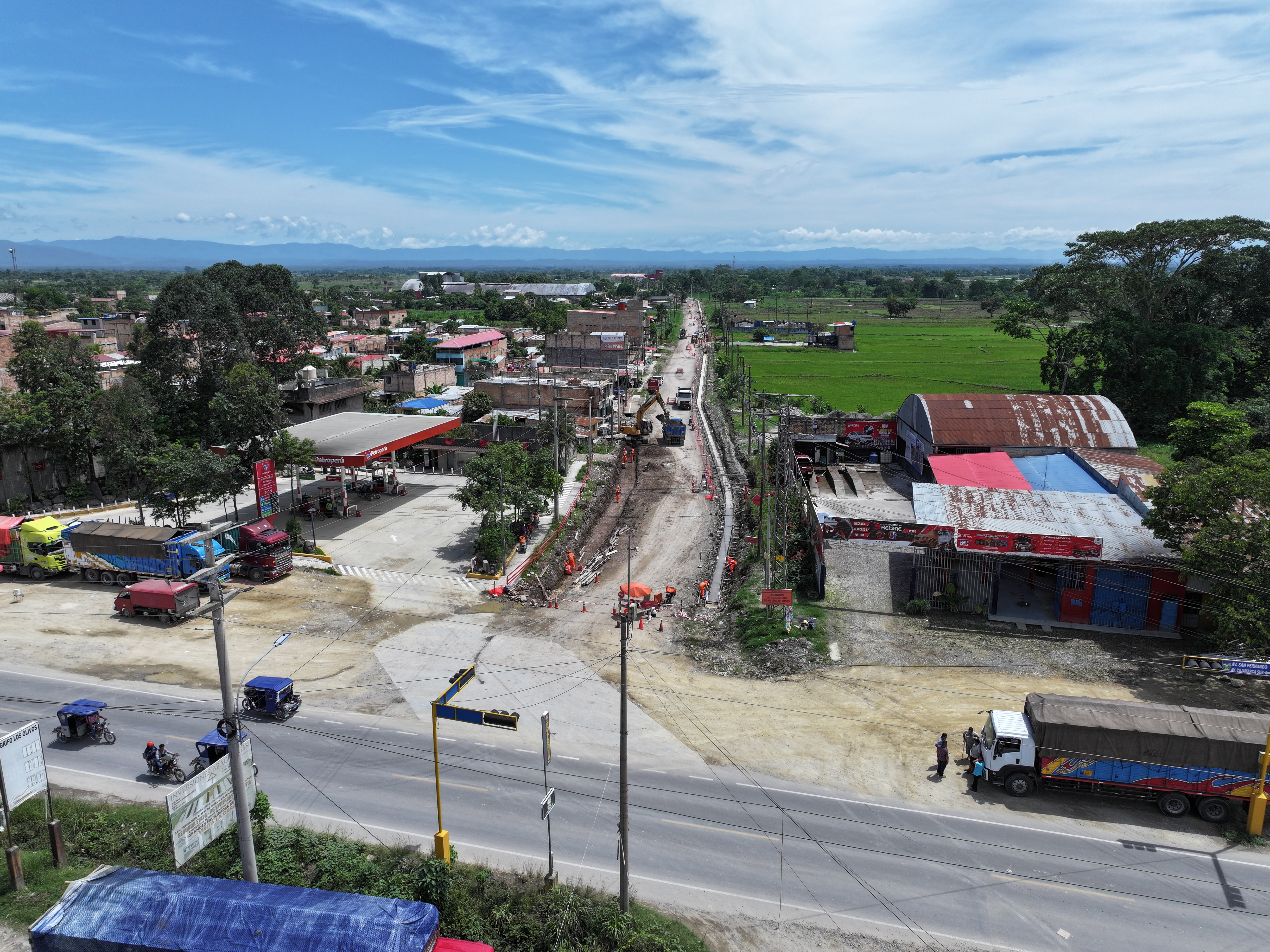 Asfaltado de la carretera Nueva Cajamarca-San Fernando-Yuracyacu