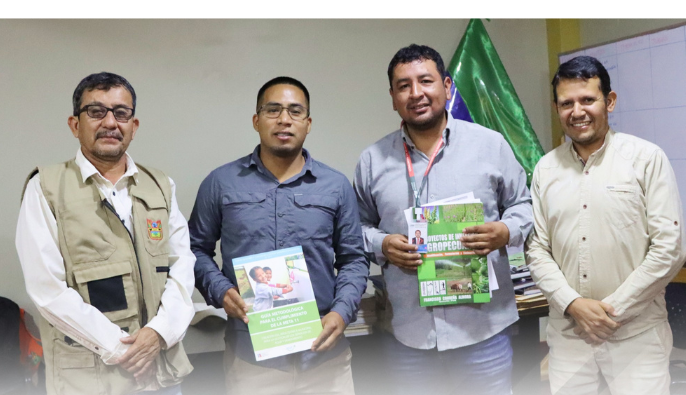 80 ejemplares para su Biblioteca Municipal
