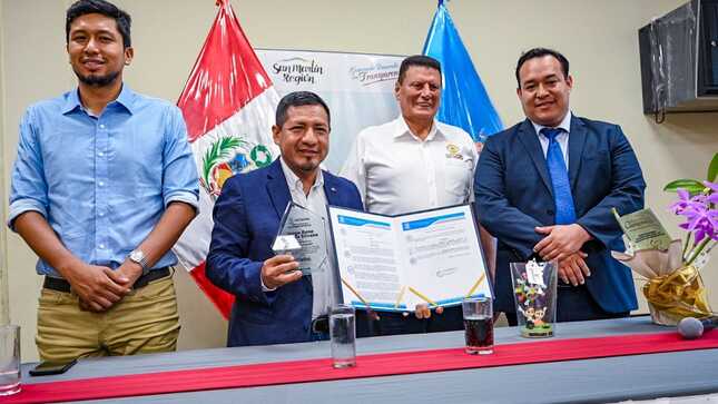 Gobernador de Loreto firma convenio para elaborar perfil técnico de la carretera Moyobamba-Balsapuerto-Yurimaguas.