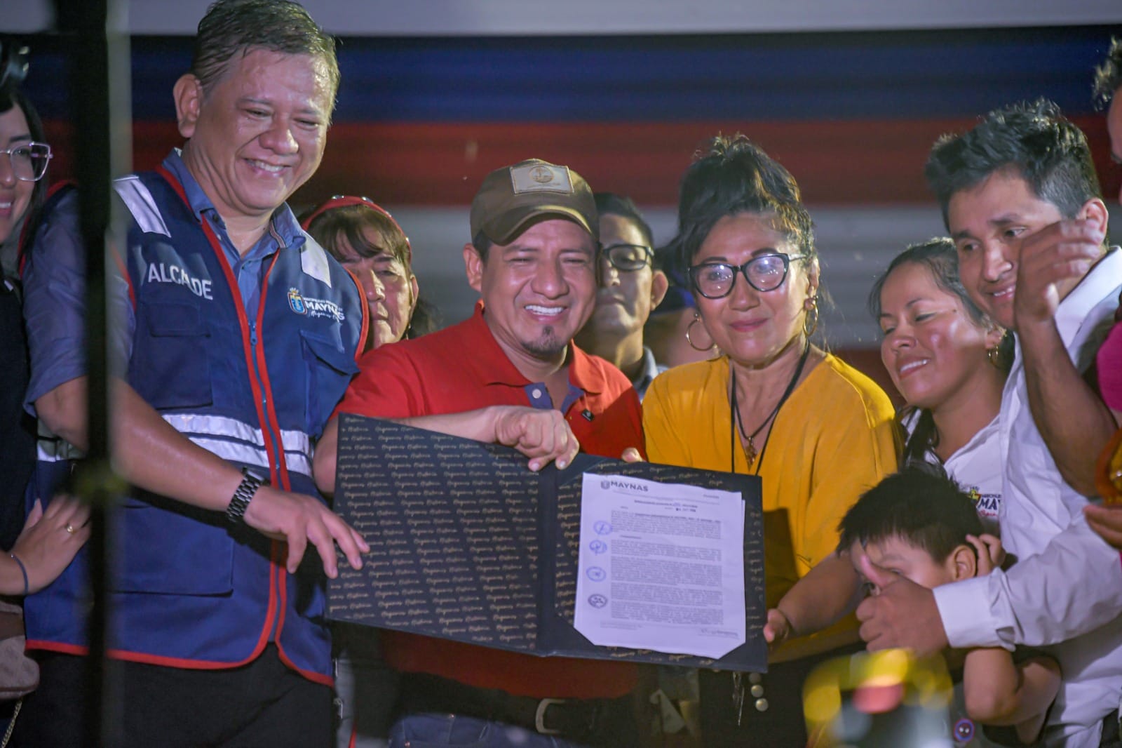 Gobernador Dr. René Chávez presente en entrega de resolución de reconocimiento del AH Cabo López.