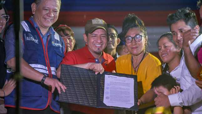 Gobernador Dr. René Chávez presente en entrega de resolución de reconocimiento del AH Cabo López.