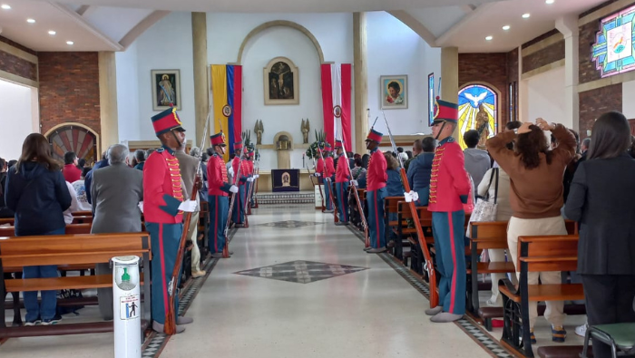 El Señor de los Milagros reúne a la comunidad peruana en Bogotá