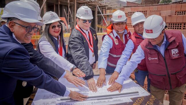 Presidente del Poder Judicial supervisó avance de la construcción de la sede judicial de Quispicanchi