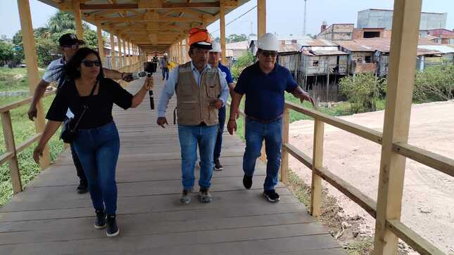GOREL realiza inspección a la construcción del Puente Rioja en Nauta