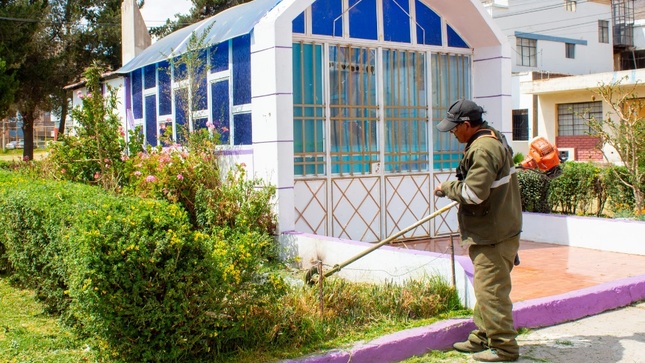 Inician trabajos de mantenimiento en el Parque Señor de los Milagros en Puno
