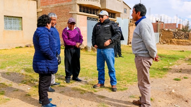 La Gerencia de Transporte y Seguridad Vial lidera mesa de trabajo con vecinos y empresas de transporte en Alto Puno