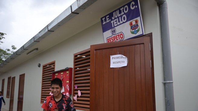 JULIO C TELLO