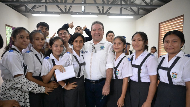 JULIO C TELLO