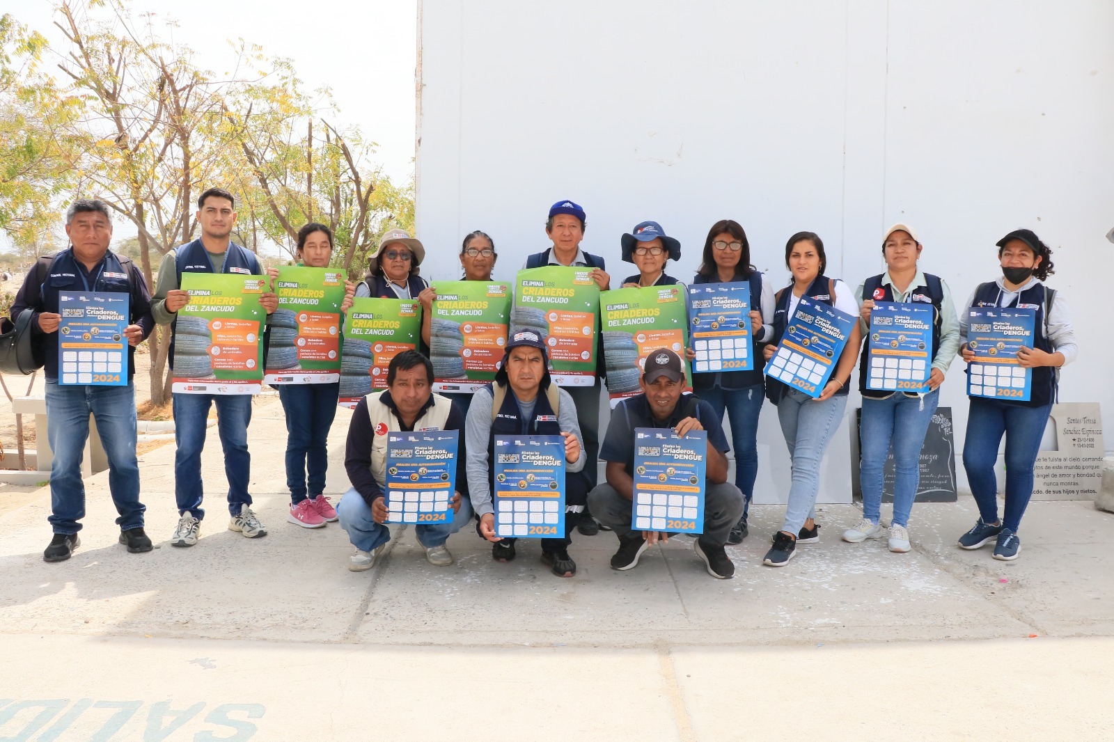 GORE Piura intensifica acciones de prevención del dengue en cementerios y colegios con motivo de velaciones