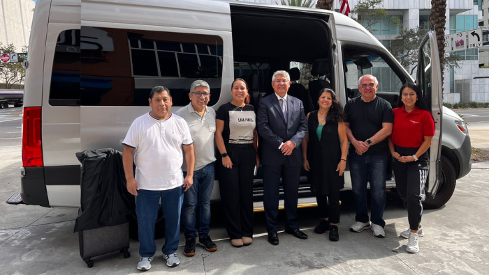 Consulado del Perú en Miami lleva sus servicios consulares a Tampa tras el paso de huracanas