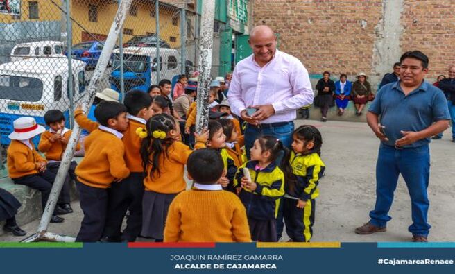 π£οΈ El alcalde provincial JoaquΓn RamΓrez realizΓ³ una visita al sector Urubamba con el objetivo de escuchar las inquietudes y solicitudes de los vecinos de la zona. Durante el recorrido, los residentes expusieron sus principales preocupaciones, enfocadas principalmente en el Γ‘mbito educativo y el bienestar de los niΓ±os de la zona.
π€ En respuesta, la autoridad municipal se comprometiΓ³ a trabajar de manera coordinada y articulada para atender sus necesidades. La prioridad serΓ‘ implementar iniciativas que mejoren las condiciones educativas y la calidad de vida de los menores, brindando asΓ un mejor futuro para los vecinos del sector Urubamba.
π Β‘Con Joaquin RamΓrez, Cajamarca Renace!