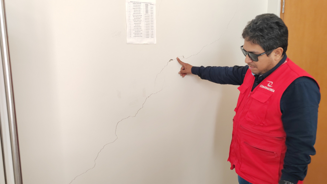 Tumbes.– La Contraloría General informó que el puesto de salud (PS) Barrancos continúa operando en la Institución Educativa 068 María Muñoz de Medina, pese a que la Municipalidad Distrital de Canoas de Punta Sal recepcionó y liquidó las obras de rehabilitación del local en junio de 2024. Desde marzo, la institución educativa solicita la devolución de sus instalaciones.