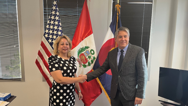 Consulado peruano en Denver y “Mi Casa Perú Colorado” acuerdan acciones conjuntos de integración y fomento del vínculo nacional