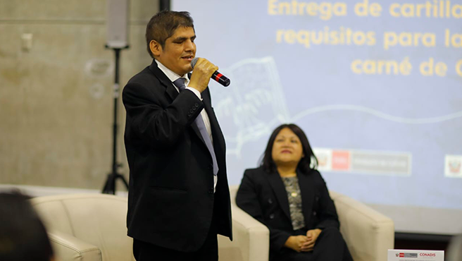FOTO-4_CARTILLAS-EN-BRAILLE