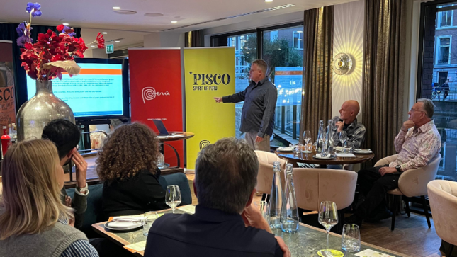 Embajada del Perú en los Países Bajos brinda taller y cata de pisco en La Haya