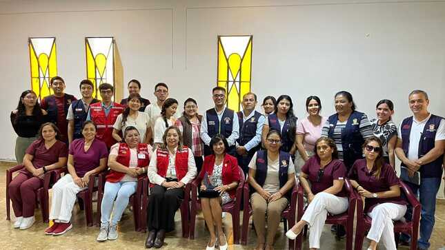 Reconocimiento Desarrollo Social (alcaldesa y personal)