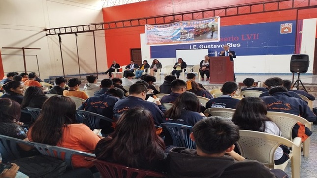 Vicepresidente del TC Helder Domínguez dio la charla académica “La Constitución en el Cole”, en colegio Gustavo Ries, en Trujillo