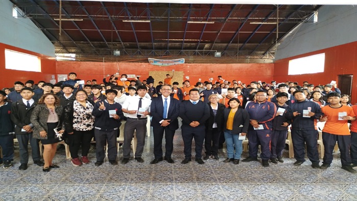 Vicepresidente del TC Helder Domínguez dio la charla académica “La Constitución en el Cole”, en colegio Gustavo Ries, en Trujillo
