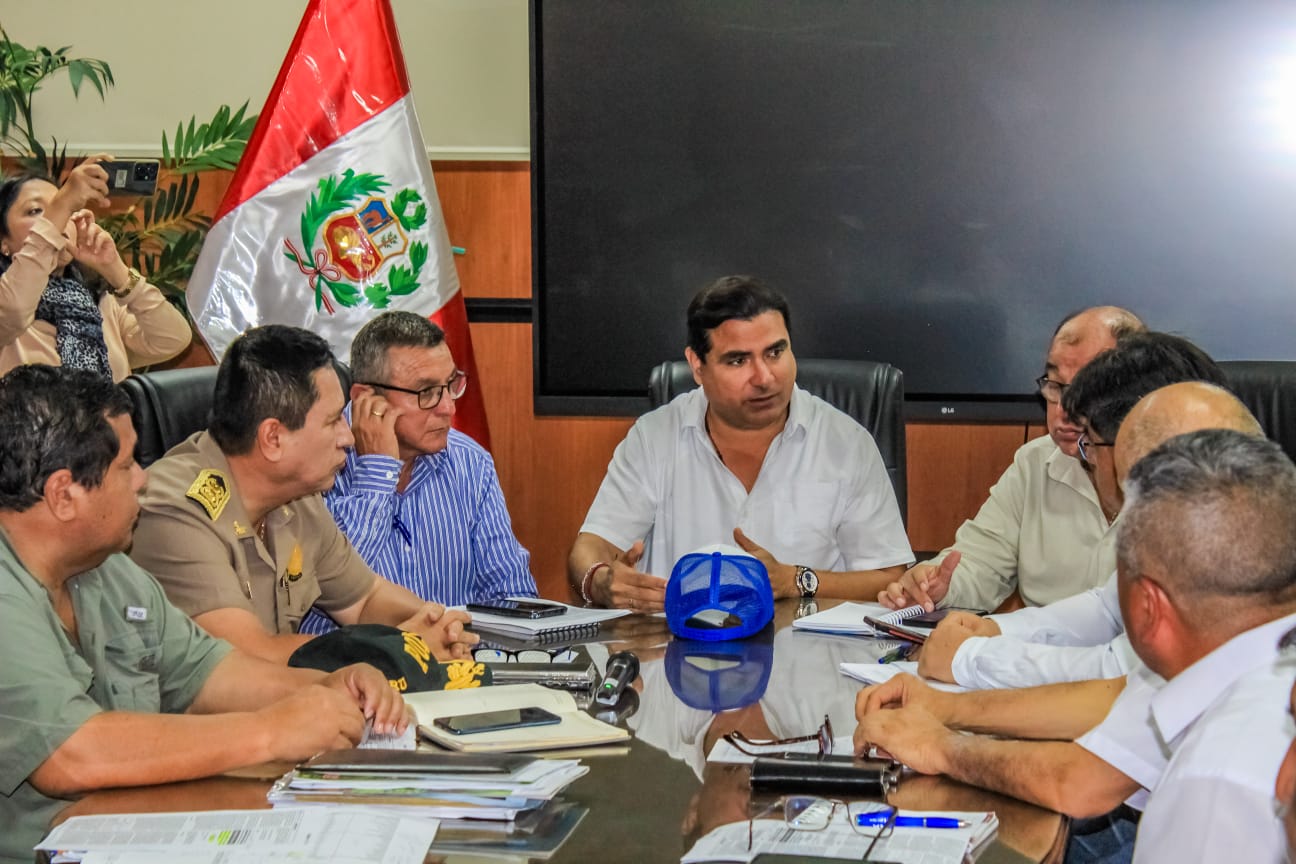 Gobernador, viceministro y alcaldes destacan necesidad de acciones a mediano y largo plazo para evitar nuevas crisis hídricas en Piura