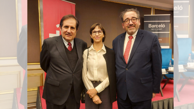 El Perú participa en el Encuentro de Escritores Iberoamericanos de Estambul
