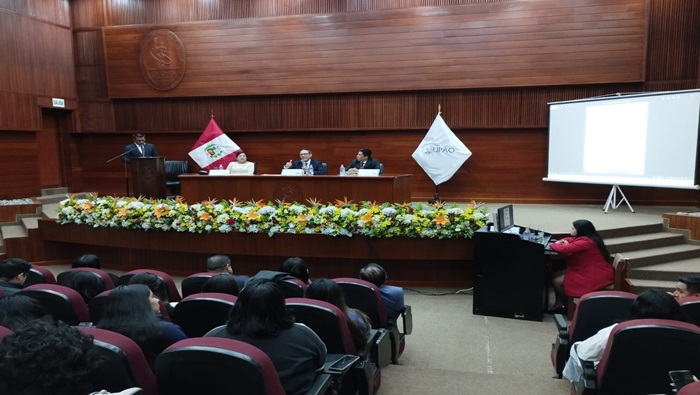 Vicepresidente del TC Helder Domínguez participó en Semana Jurídica 2024 de la UPAO y expuso sobre la constitución económica