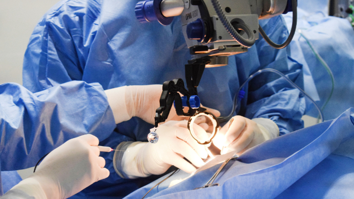 INSN pone en marcha cirugías a prematuros con desprendimiento de retina