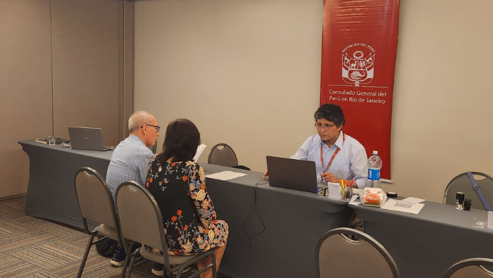Acercan servicios consulares a la comunidad peruana en Recife