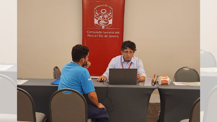 Acercan servicios consulares a la comunidad peruana en Recife