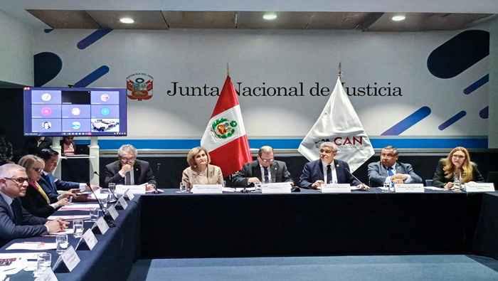 Presidenta del TC Luz Pacheco participó en sesión ordinaria de la Comisión de Alto Nivel Anticorrupción